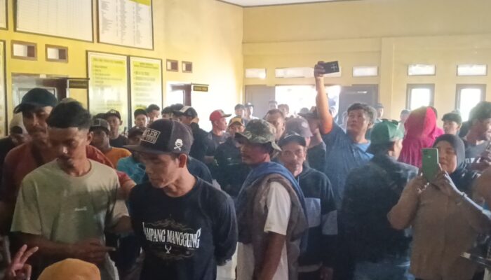 Dua Kali Aksi, Warga Sukatani Tuntut Bukti Nyata Kades Tentang Perbaikan Jalan