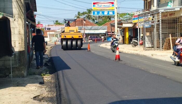 Jalan Surade–Ujunggenteng Mulai Dihotmix, Pengguna: Kini Lebih Nyaman Dilalui
