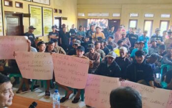 Protes Berulang, Warga Sukatani Tagih Komitmen Kepala Desa