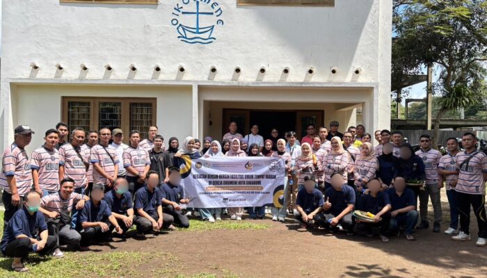 Sentuh Nilai Toleransi, Lapas Sukabumi Bersihkan Gereja Oikumene di Momen HBP ke-62  Alternatif Judul: