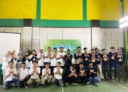 Foto bersama dalam kegiatan sosial Morality Movement Foundation (MMF) di Desa Jampang Tengah, Kabupaten Sukabumi, belum lama ini.
