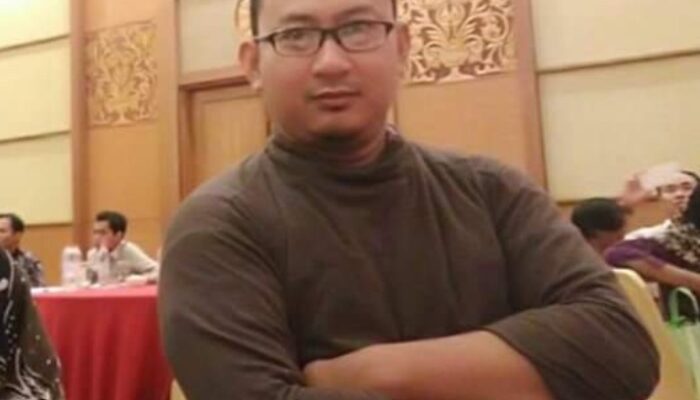 Peradaban yang Dewasa: Mengkritik Tanpa Menghancurkan Negeri