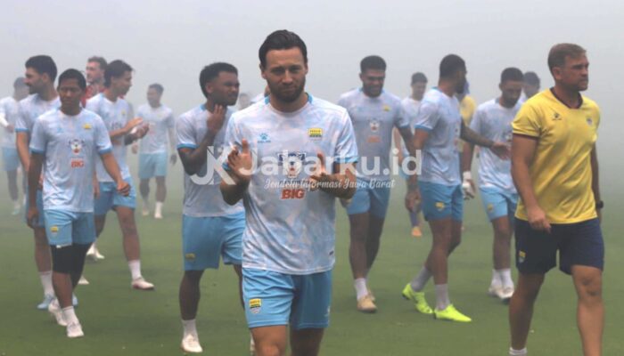 Persib Siap Tempur di Samarinda, Marc Klok Harap Bobotoh Datang