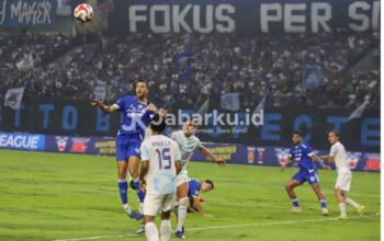 Foto-foto Persib Bandung kalahkan PSIM Yogyakarta 1-0