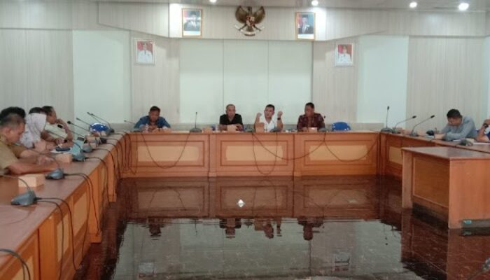 DPRD Sukabumi Soroti Tower Tanpa SLF, Ancam Penutupan Operasional
