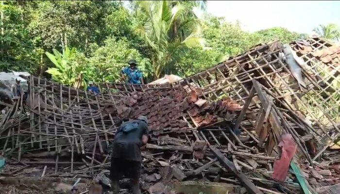 Uang DP Umroh Rp5 Juta Jadi Awal Bedah Rumah Rp70 Juta untuk Warga Talagasari Jampangkulon