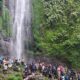 Akhir Pekan, Curug Cibeureum Sukabumi Diserbu Wisatawan