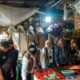 Dirut Bulog Pantau Harga Sembako di Pasar Cisaat, Cabai Rawit Merah Tembus Rp100 Ribu