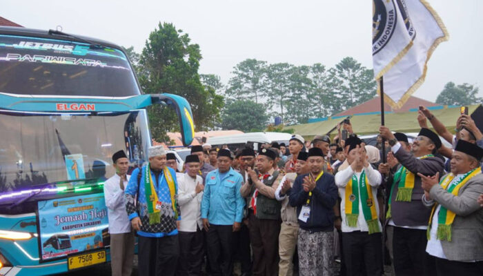 Wali Kota dan Bupati Titip Doa, 80 Jemaah Calon Haji Sukabumi Diberangkatkan