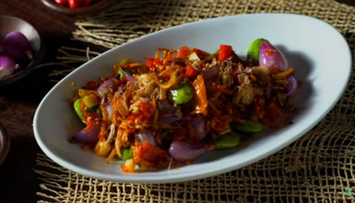 Resep Sambal Bawang Merah Utuh Teri Pete, Pedas Gurih dan Bikin Nambah Nasi