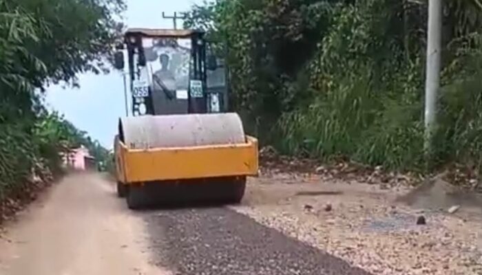 Akhirnya, Jalan Desa Cikujang Gunungguruh Diperbaiki, Warga Kini Lebih Nyaman