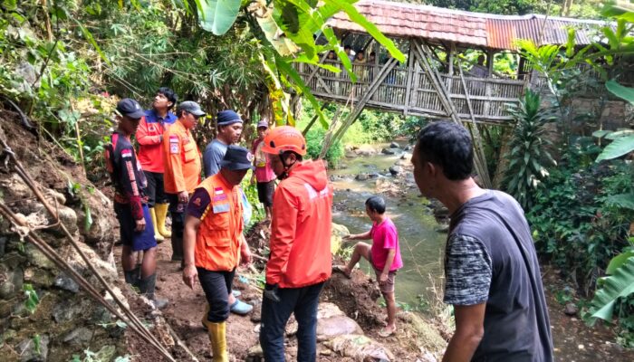 TPT Ambruk di Babakan Ancam Rumah Warga, BPBD Kota Sukabumi Lakukan Penanganan Darurat