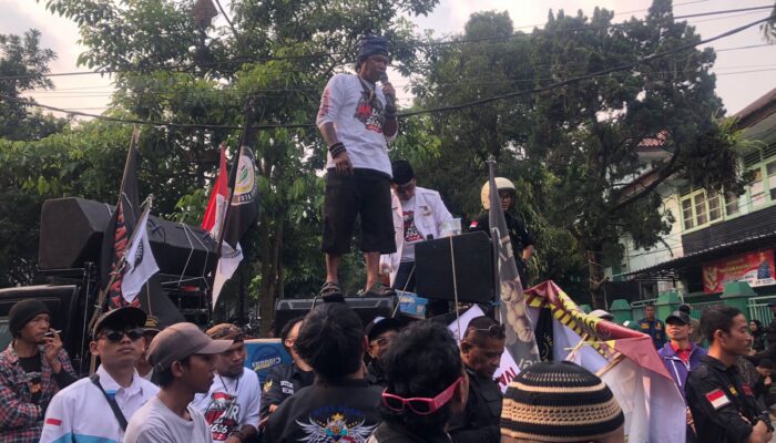 Dalam Aksi Akbar 2626, Masyarakat Soroti Mandeknya Hak Angket