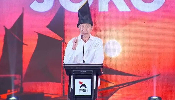 Jokowi Akan Keliling Indonesia, Adi Prayitno: Banyak Tafsir Politik Bermunculan