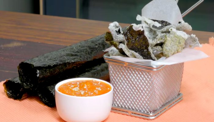 Keripik Nori Renyah dengan Saus Creamy Pedas