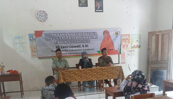 Reses di Cisolok, Leni Liawati Serap Aspirasi Warga soal Infrastruktur hingga Kesejahteraan Guru