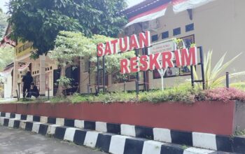 Komentar Facebook Berujung Perkelahian, Kades di Curugkembar Sukabumi Dilaporkan ke Polisi