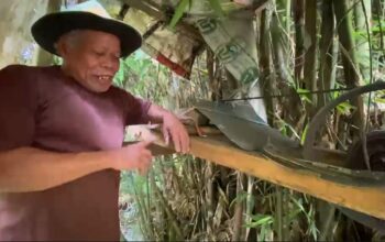 Kincir Air Abah Sarmuh, Listrik Mandiri Karya Petani 80 Tahun di Caringin Sukabumi