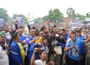 Ribuan Bobotoh Nobar Bareng Bupati Sukabumi, Lapang Gumbira Bergemuruh Sambut Persib Juara