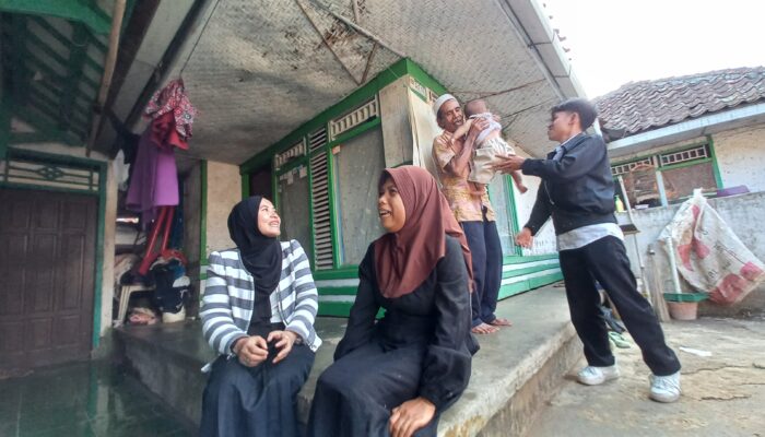 Merajut Asa Menjelang Tangisan Pertama