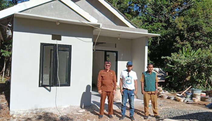Tinggal Menghitung Hari, Rumah Baru untuk Janda Lansia di Jampangkulon Hampir Selesai Dibangun