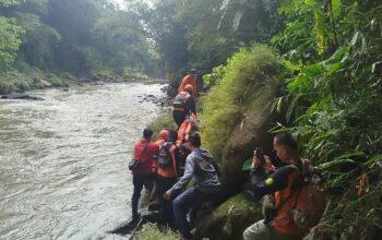 Tim SAR Gabungan Temukan Bocah Teseret Arus Sungai Cicatih di Ciambar Sukabumi