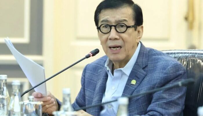 DPR Didorong Bentuk Panja Pinjol, Yasonna Laoly: Negara Harus Lindungi Korban