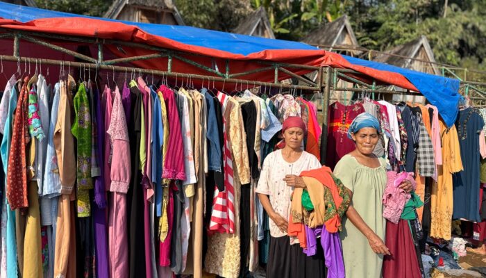 10 Ribu Pakaian Bantuan Ditata Rapi, Penyintas Kebakaran Ciptamulya Kini Tinggal Memilih