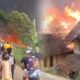 Kebakaran Hebat Landa Kasepuhan Ciptamulya di Cisolok, Sejumlah Rumah Terbakar