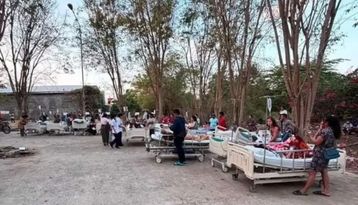 Kemenkes Dirikan Dua RS Lapangan Pascagempa M7,7 NTT