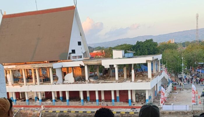 Gempa M 7,7 Guncang NTT : Dua Orang Meninggal dan Picu Peringatan Tsunami