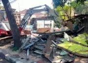 PKL Bendera di Trotoar Bandung Segera Ditertibkan
