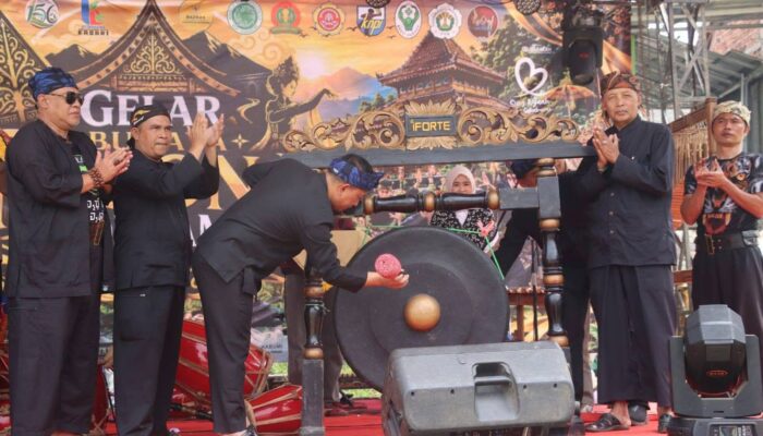 Gelar Budaya Pesona Kadudampit 2026 Angkat Semangat Pelestarian Alam dan Budaya