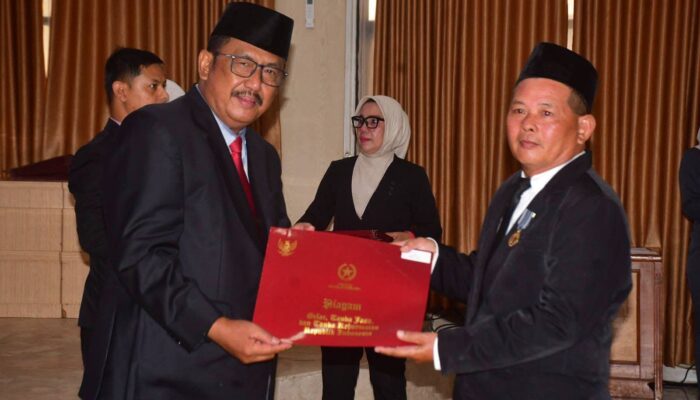 81 PNS Terima Satyalancana Karya Satya, Bupati Sukabumi Tekankan Integritas dan Kualitas Pelayanan