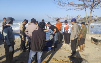Mayat Perempuan Tanpa Identitas Ditemukan di Pesisir Pantai Karanghawu Cisolok