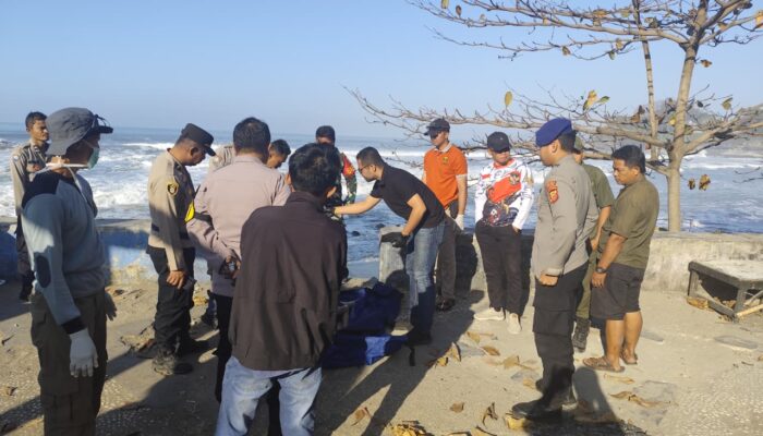 Mayat Perempuan Tanpa Identitas Ditemukan di Pesisir Pantai Karanghawu Cisolok