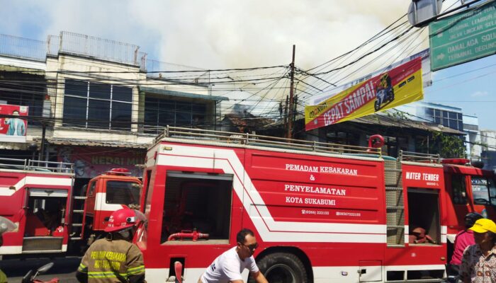 Tiga Kios di Tipar Sukabumi Terbakar, Ini Penyebabnya!