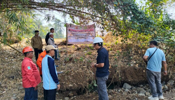 ESDM Jabar Hentikan Tambang Emas Ilegal di Bantargadung Sukabumi, Pasang Spanduk Larangan
