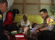 Hidup Sebatang Kara, Lansia di Cisolok Dikunjungi Kapolres Sukabumi dan Dapat Bantuan