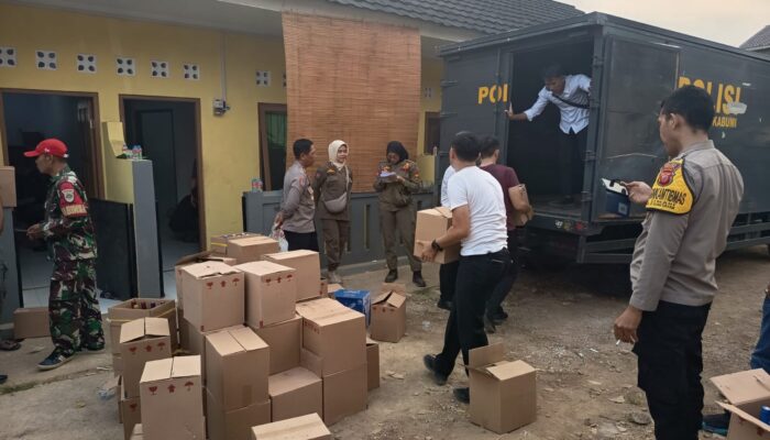 Waduh! Kontrakan di Cimahi Cicantayan jadi Gudang Miras, Ribuan 4.000 Botol Disita