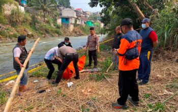 Perempuan Paruh Baya Ditemukan Meninggal di Pinggir Sungai Cicatih Cibadak