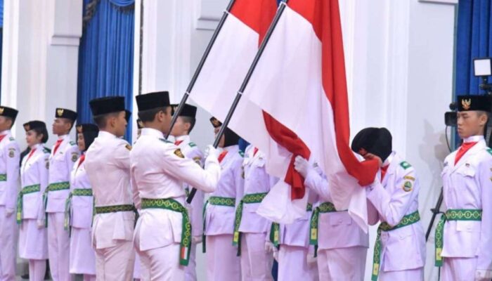 Dedi Mulyadi Kukuhkan 51 Anggota Paskibraka Jawa Barat 2026