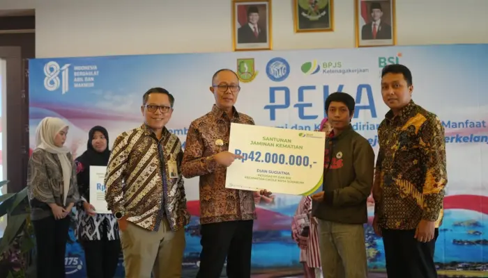 BPJS Ketenagakerjaan Perkuat Perlindungan Pekerja di Sukabumi, Santunan JKK dan JKM Diserahkan