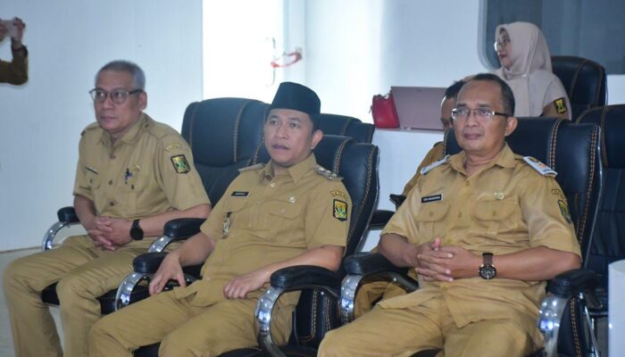 Kepala DPPKB Hadir Dampingi Wabup Sukabumi Bahas Percepatan Penanganan Stunting