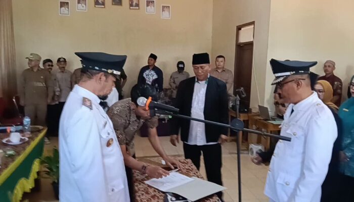 Pj Kades Cikaranggeusan Dilantik, Pemerintahan Desa Diminta Tetap Jalan dan Pelayanan Warga Tak Terganggu