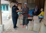 Ketua Umum YFSBBP Turun Langsung Bantu Korban Kebakaran di Padajaya