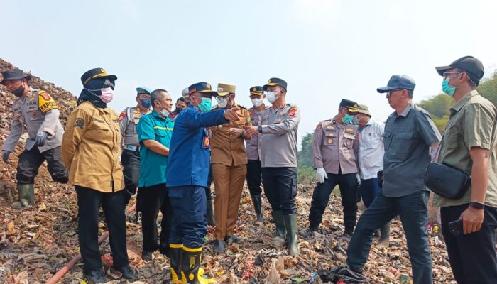 3 Hari Kebakaran TPA Cikundul Belum Padam, 400 Personel Gabungan Dikerahkan