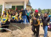 DPPKB Jemput Bola, Layanan KB Hadir di Touring Ngalongok Dulur di Lembur