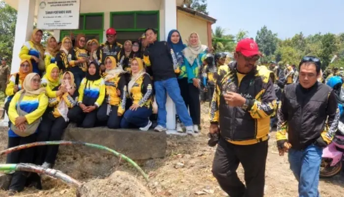 DPPKB Jemput Bola, Layanan KB Hadir di Touring Ngalongok Dulur di Lembur