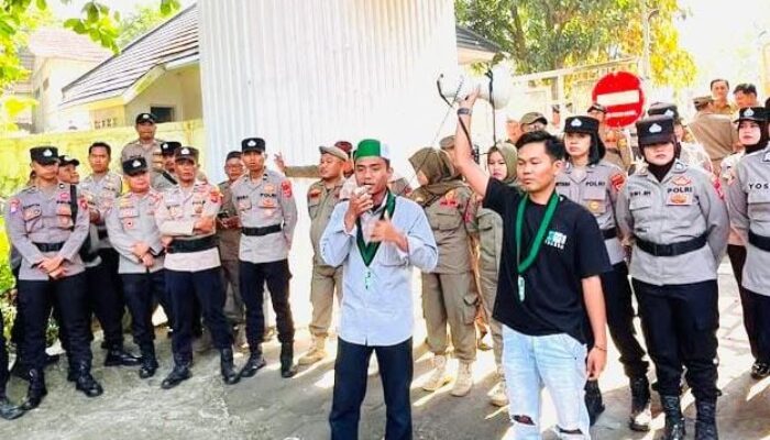 HMI Cabang Sukabumi Tantang Pemkot Usut Tuntas Dugaan Keterlibatan 518 ASN dalam Judi Online